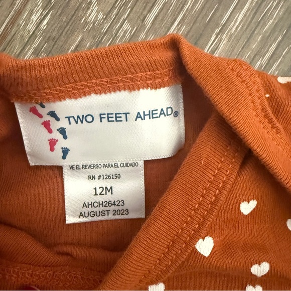 Texas Longhorns Orange Heart Patterned Kids One Piece Size 12 months - Picture 3 of 4